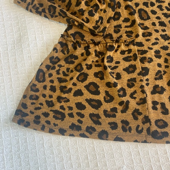 Long Sleeve Animal Print Top - Picture 3 of 16